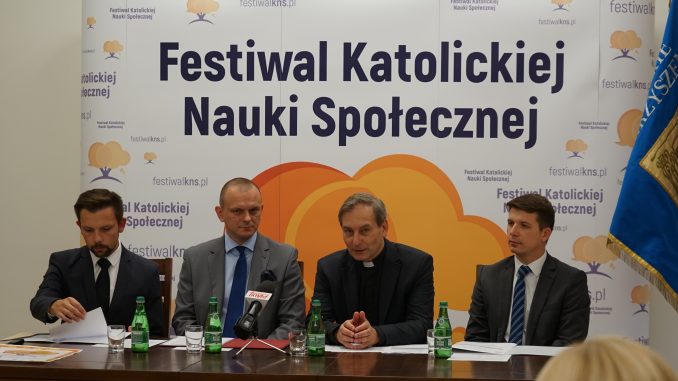 I_festiwalKNS1